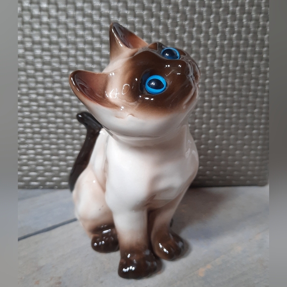 Vintage Siamese Cat Ceramic Porcelain Figurine with Blue Eyes - Picture 2 of 16